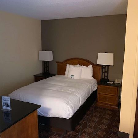 Best Western University Inn Ithaca Luaran gambar