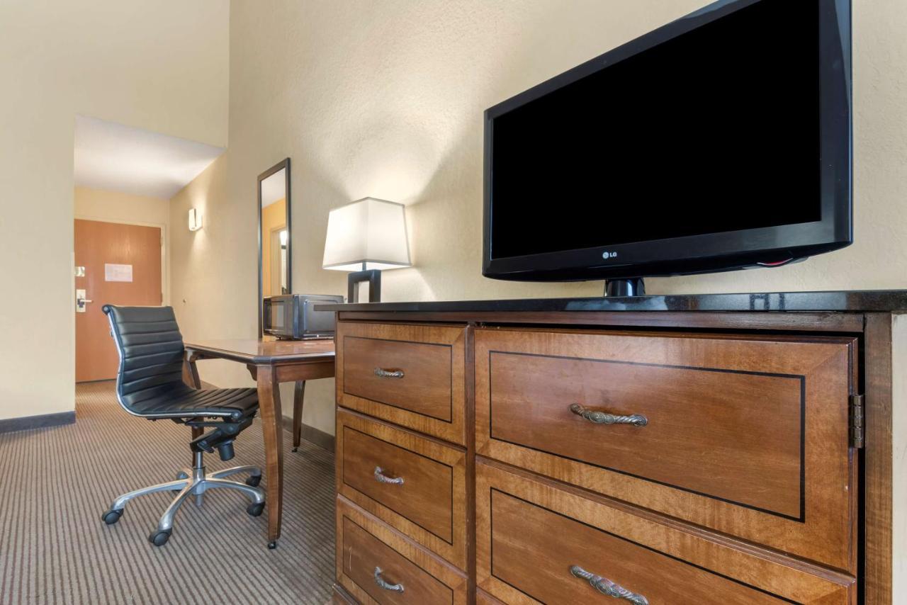 Best Western University Inn Ithaca Luaran gambar