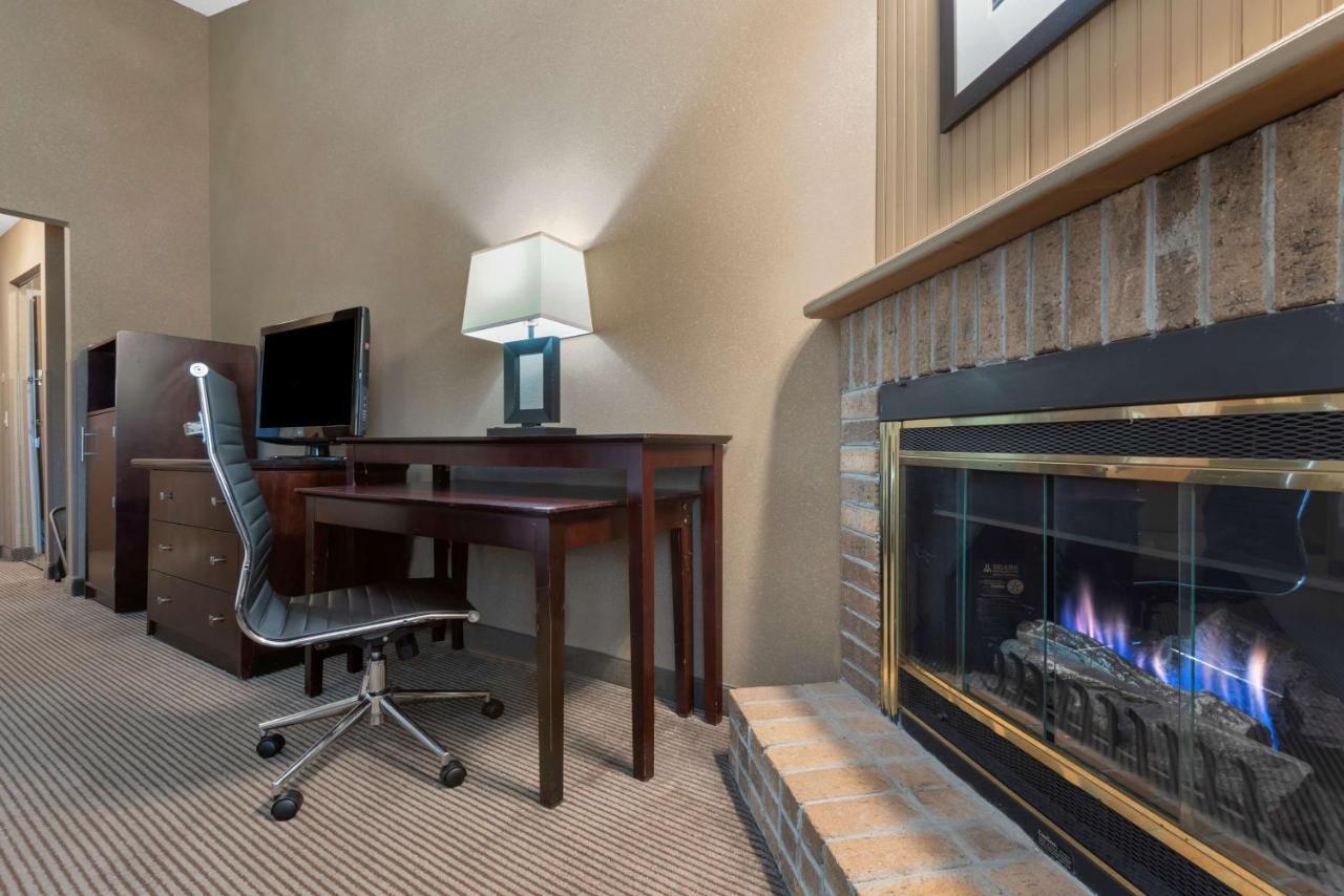Best Western University Inn Ithaca Luaran gambar